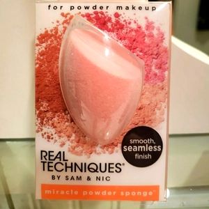 Real techniques face makeup sponge applicator, new!